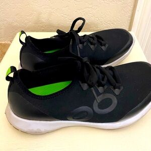 Oofos recovery low shoe